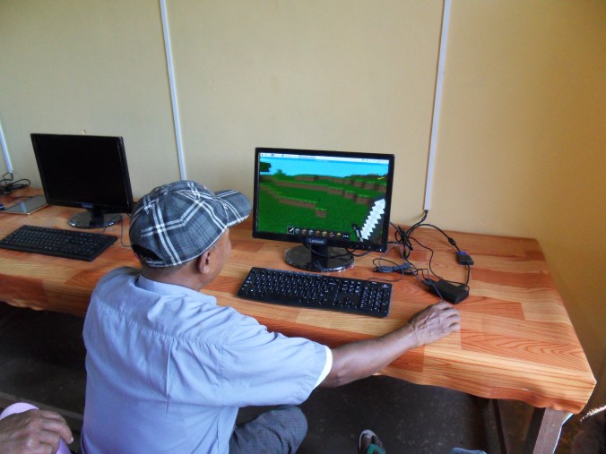 SAMSUNG DIGITAL CAMERA